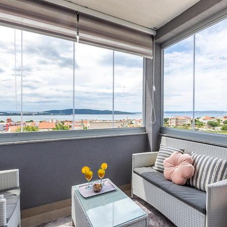 Rose Apartment Kastela Luaran gambar